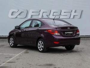 Седан Hyundai Solaris 2011 года, 650000 рублей, Волгоград