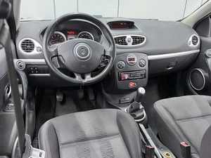 Хетчбэк Renault Clio 2010 года, 528000 рублей, Ростов-на-Дону