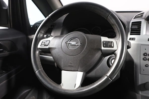 Минивэн Opel Zafira 2012 года, 739000 рублей, Новосибирск