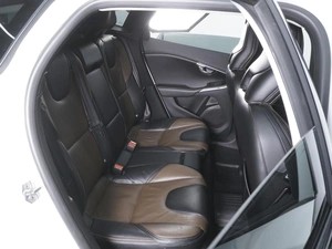 Хетчбэк Volvo V40 2014 года, 1370000 рублей, Ростов-на-Дону