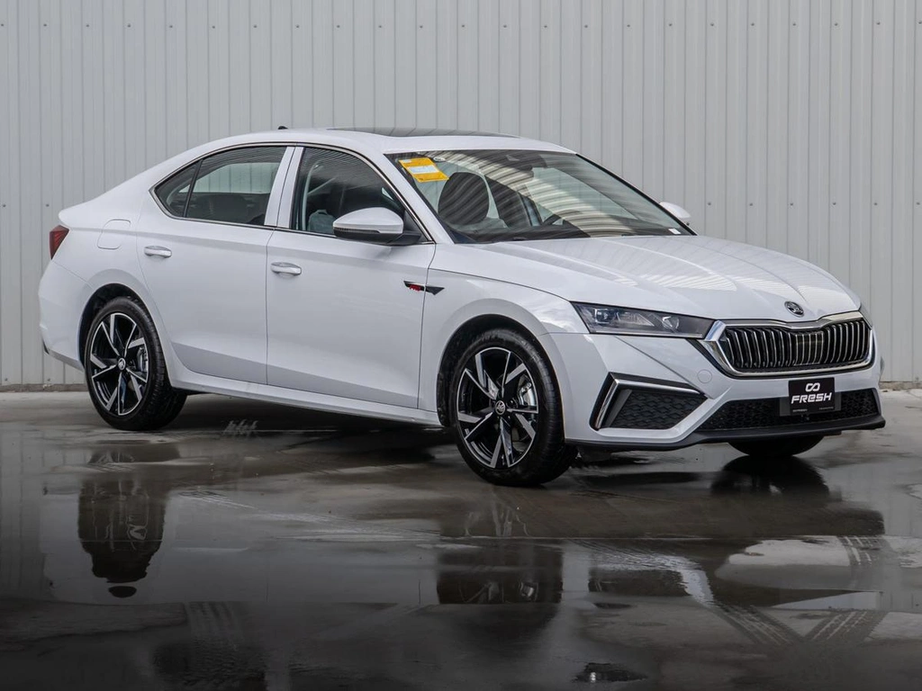 Лифтбек Skoda Octavia 2025 года, 3340000 рублей, Краснодар