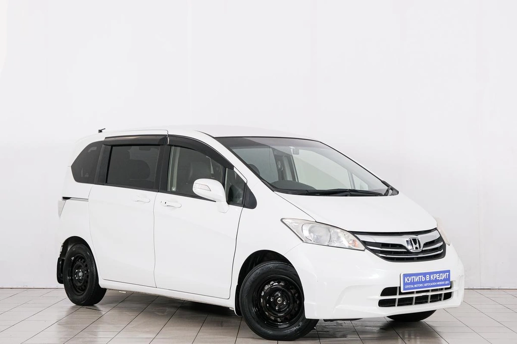 Минивэн Honda Freed 2014 года, 1299000 рублей, Красноярск