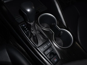 Седан Toyota Camry 2023 года, 4099000 рублей, Санкт-Петербург