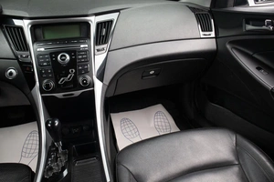 Седан Hyundai Sonata 2012 года, 979000 рублей, Оренбург