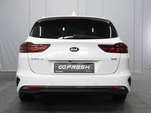 Универсал Kia Ceed 2021 года, 1770000 рублей, Омск