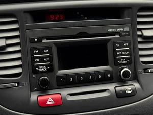 Хетчбэк Kia Rio 2011 года, 599000 рублей, Кропоткин