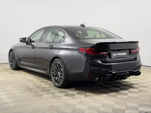 Седан BMW 5 серия 2018 года, 4409900 рублей, Казань