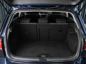 Хетчбэк Volkswagen Golf 2016 года, 1345000 рублей, Тюмень