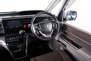 Минивэн Honda Stepwgn 2015 года, 2049000 рублей, Пермь