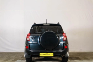 Внедорожник Toyota RAV4 2011 года, 1399000 рублей, Тюмень