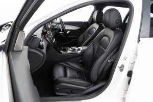 Универсал Mercedes-benz C-класс 2018 года, 2049999 рублей, Москва