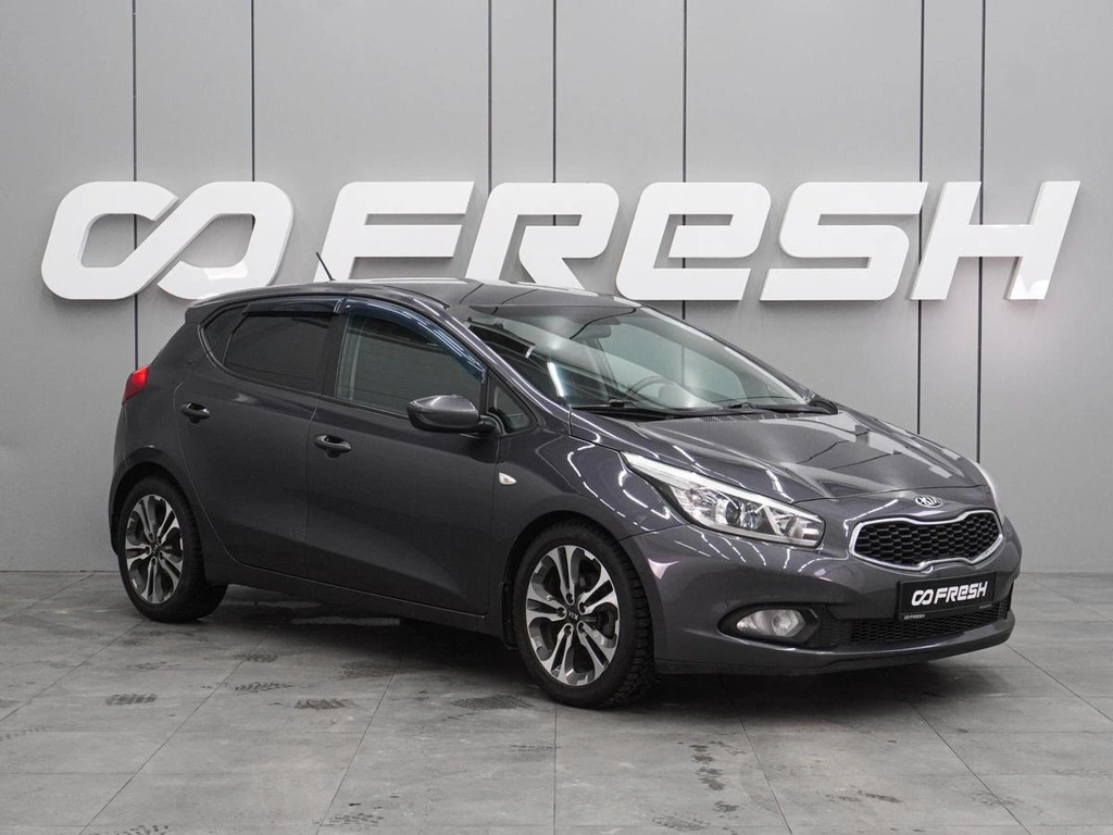 Хетчбэк Kia Ceed 2013 года, 1264000 рублей, Воронеж