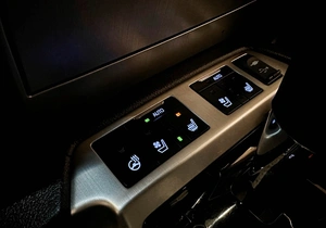 Внедорожник Toyota Land Cruiser 2016 года, 5887000 рублей, Красноярск