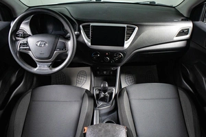 Седан Hyundai Solaris 2020 года, 1179000 рублей, Сургут