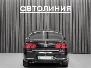 Седан Volkswagen Passat 2012 года, 950000 рублей, Красноярск