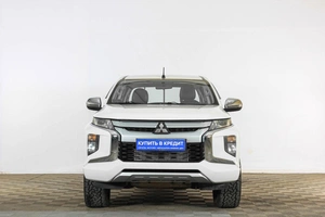 Пикап Mitsubishi L200 2022 года, 2499000 рублей, Тюмень