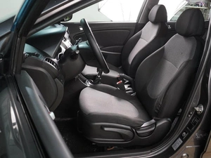 Хетчбэк Hyundai Solaris 2013 года, 869000 рублей, Воронеж