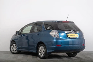 Хетчбэк Honda Fit Shuttle 2012 года, 899000 рублей, Томск