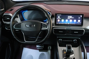 Внедорожник Geely Coolray 2020 года, 1799000 рублей, Омск