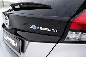 Хетчбэк Nissan Leaf 2018 года, 1890000 рублей, Ульяновск