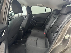 Хетчбэк Mazda Axela 2016 года, 1167000 рублей, Красноярск