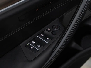 Седан BMW 5 серия 2017 года, 3289999 рублей, Москва