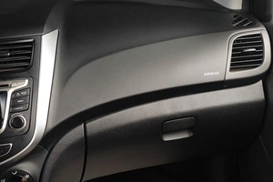 Седан Hyundai Solaris 2016 года, 949000 рублей, Тюмень