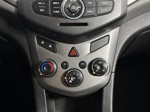 Седан Chevrolet Aveo 2012 года, 609900 рублей, Казань