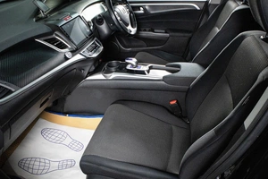 Хетчбэк Honda Jade 2015 года, 1619000 рублей, Сургут