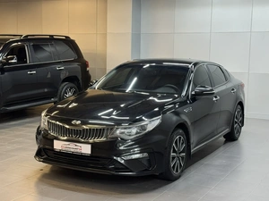Седан Kia Optima 2018 года, 1697000 рублей, Красноярск