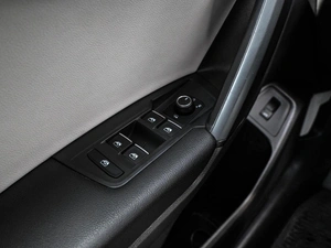 Внедорожник Volkswagen Tiguan Allspace 2019 года, 2544000 рублей, Кирилловка