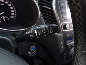 Внедорожник Hyundai Santa Fe 2018 года, 2699000 рублей, Саратов