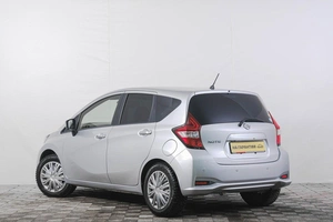 Хетчбэк Nissan Note 2017 года, 949000 рублей, Кемерово