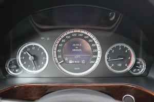 Седан Mercedes-benz E-класс 2009 года, 1400000 рублей, Мирное