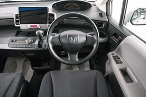 Минивэн Honda Freed 2010 года, 1099000 рублей, Красноярск