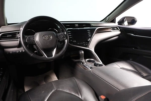 Седан Toyota Camry 2019 года, 2599000 рублей, Новосибирск