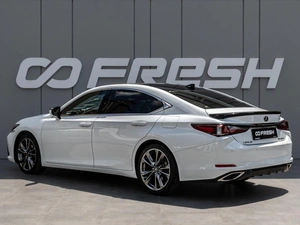 Седан Lexus ES 2021 года, 3845000 рублей, Краснодар