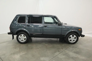 Внедорожник ВАЗ (LADA) 2131 (4x4) 2018 года, 790000 рублей, Курск