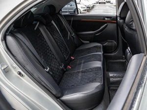 Седан Toyota Avensis 2008 года, 835000 рублей, Краснодар