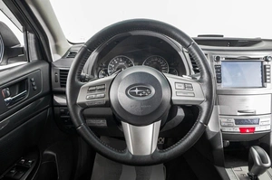 Седан Subaru Legacy 2011 года, 1549000 рублей, Барнаул