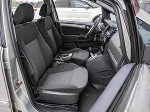 Минивэн Opel Zafira 2011 года, 680000 рублей, Краснодар