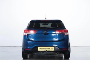 Хетчбэк Kia Rio 2015 года, 799000 рублей, Челябинск