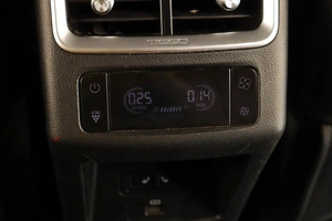 Внедорожник Chery Tiggo 8 Pro Max 2023 года, 2729000 рублей, Челябинск