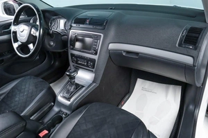 Лифтбек Skoda Octavia 2013 года, 899000 рублей, Челябинск