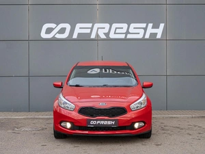 Хетчбэк Kia Ceed 2015 года, 1390000 рублей, Краснодар
