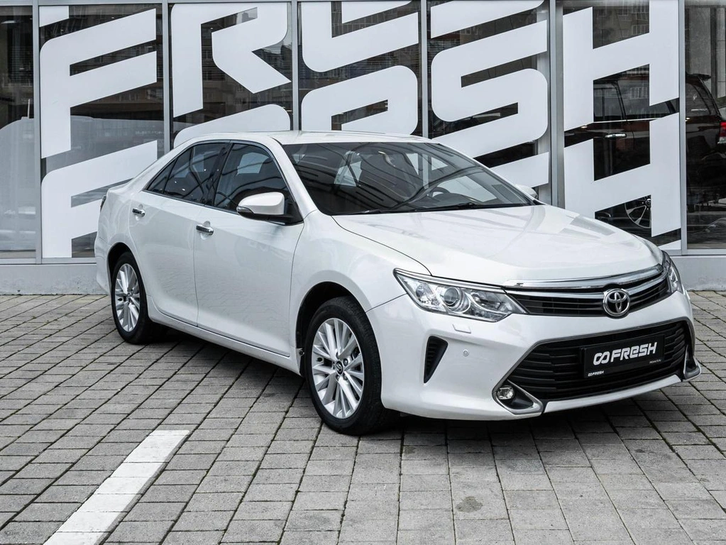 Седан Toyota Camry 2016 года, 1915000 рублей, Ставрополь