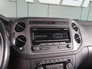 Внедорожник Volkswagen Tiguan 2013 года, 1579000 рублей, Воронеж