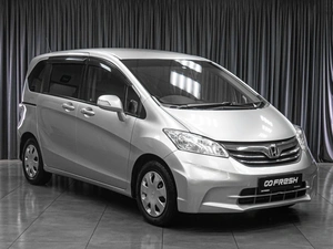 Минивэн Honda Freed 2012 года, 1049000 рублей, Тюмень