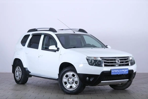 Внедорожник Renault Duster 2015 года, 1079000 рублей, Омск