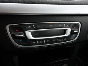 Седан Renault Fluence 2012 года, 830000 рублей, Волгоград